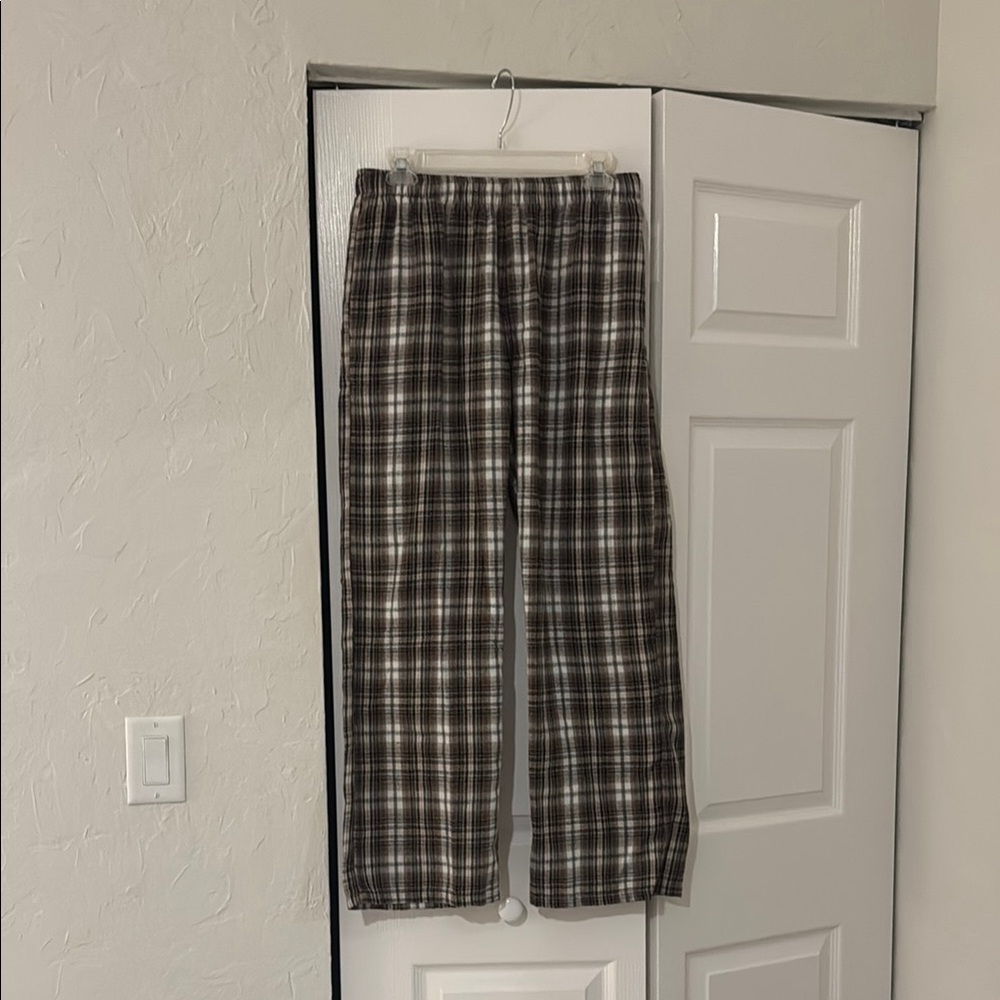 Brandy Melville Plaid Lounge Pants - Brown and White